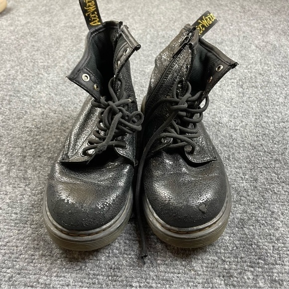 DR MARTENS Girls Black Snakes Skin Cobra  Lace Up Combat Boot 1460 size: 2 - Picture 1 of 9